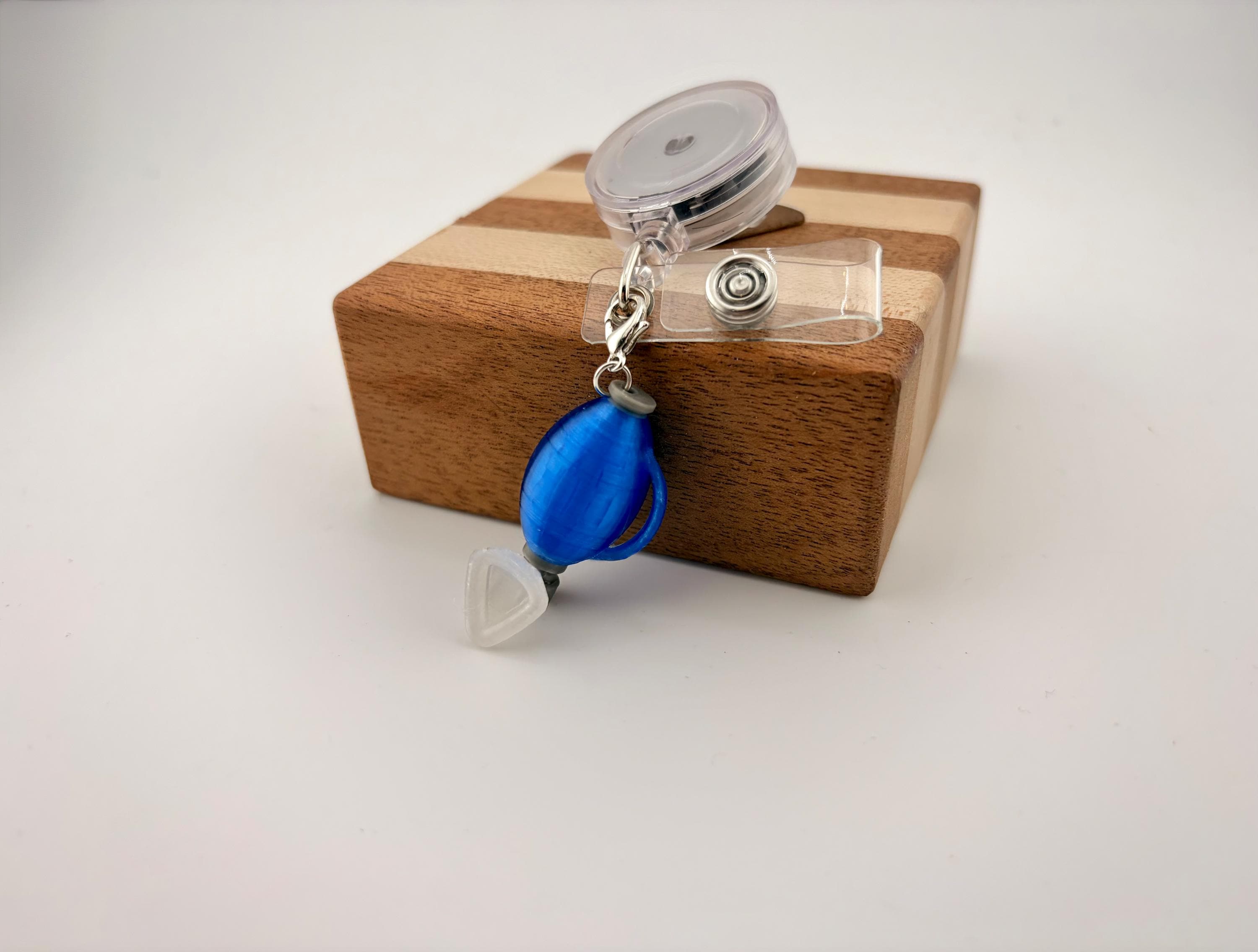 Funny nurse badge reel charms - Oxygen flowmeter and Ambubag Respiratory Therapy