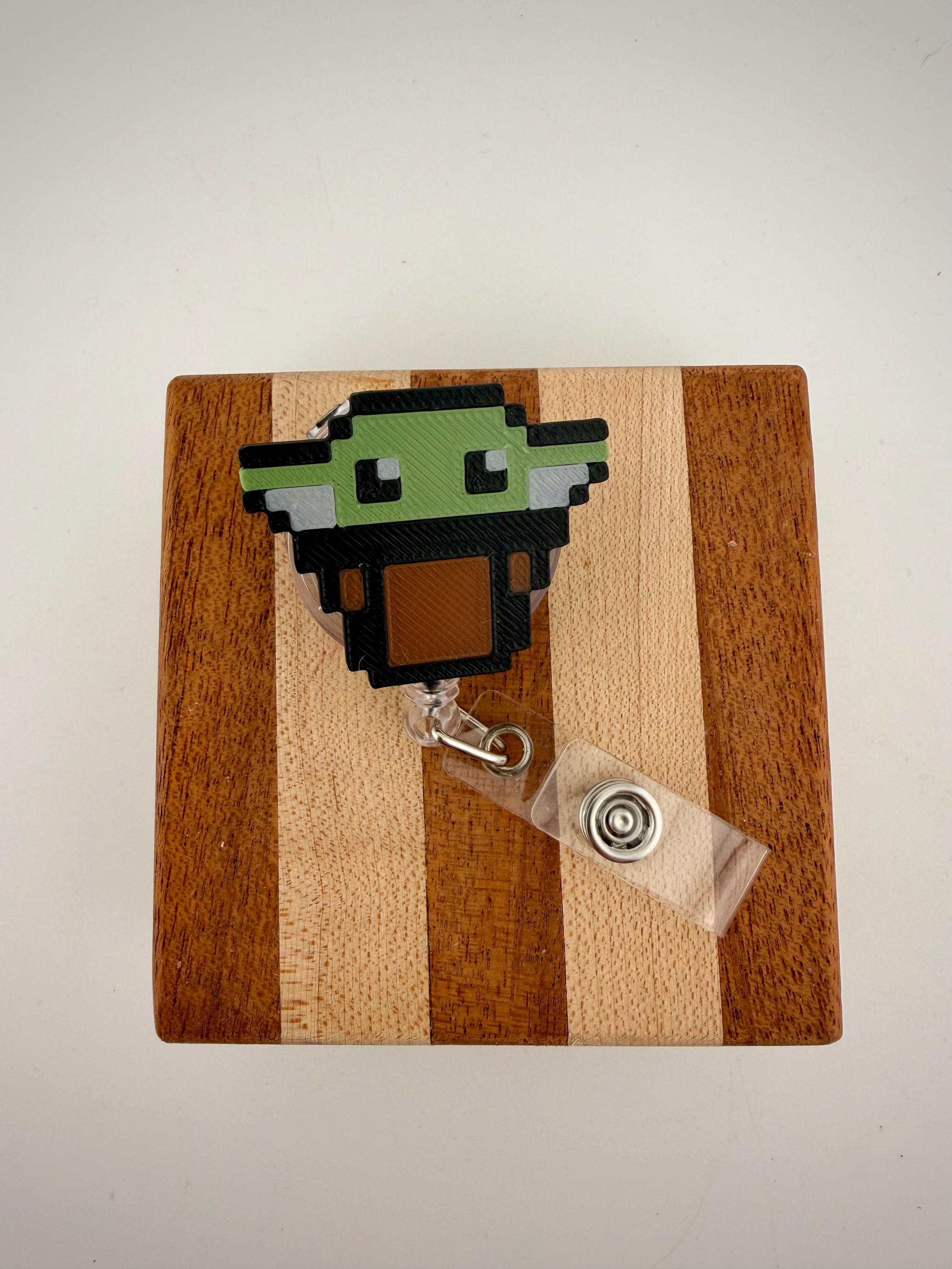 Badge reel Baby Yoda Grogu Pixel art