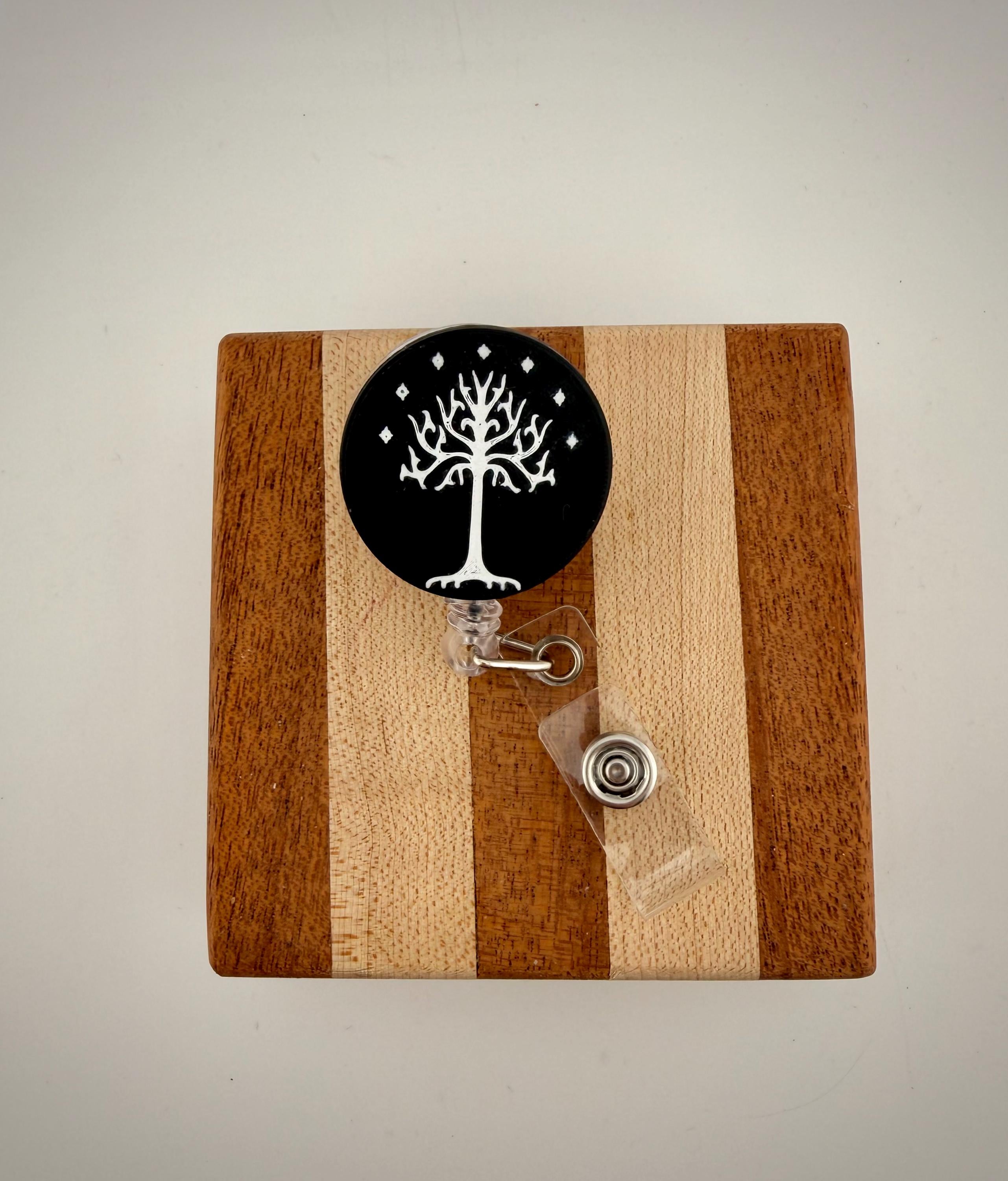 Lord of the Rings White tree of Gondor Badge Reel Aragorn LOTR